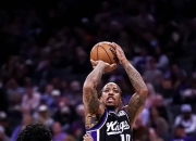 湖人爆发新星，格林刷新纪录，引发争议球队迎来希望！